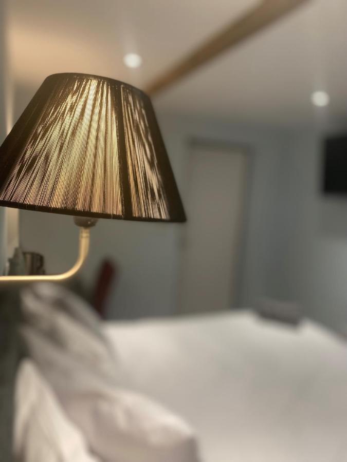 Comus Inn Selby Bagian luar foto